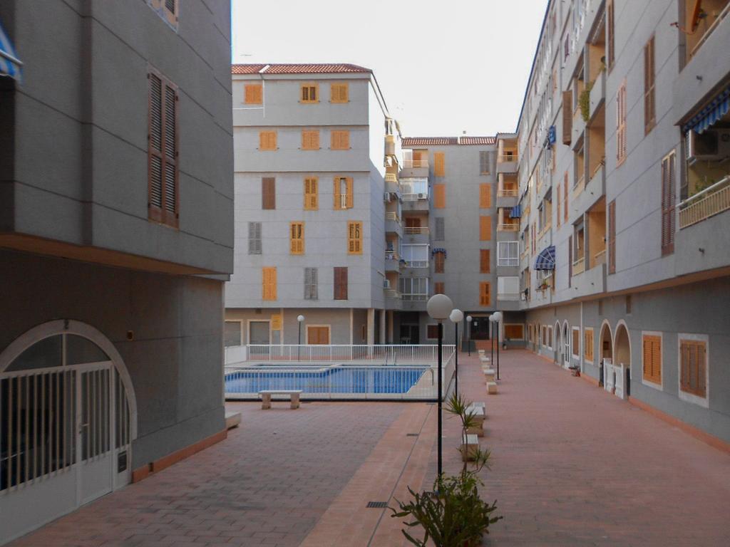 Apartment Asequin Beach Torrevieja Room photo